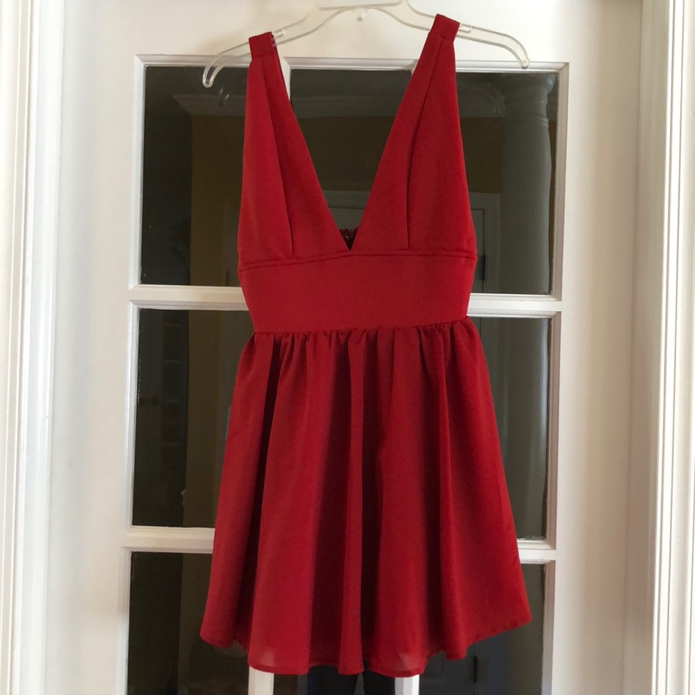 Tobi | Red V-Neck Dress w/ Tulle Underlay
